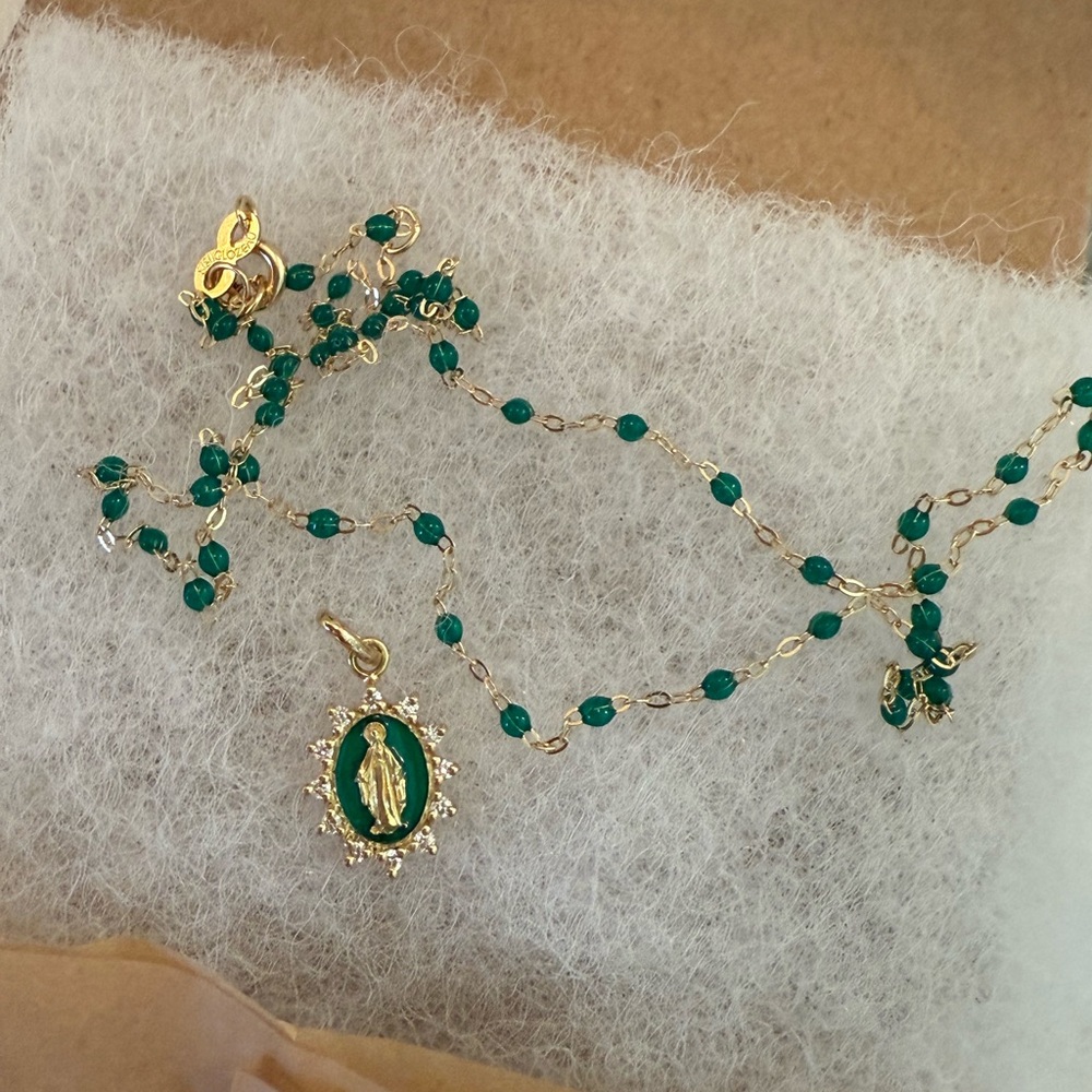 Gigi Clozeau Emerald Beaded Necklace with Diamond Madone Supreme Pendent - Picture 5 of 5